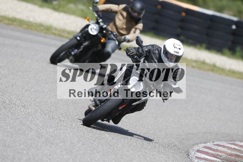 Archiv-2025/09 22.04.2025 Cornu Master School ADR/gruen-vert/9